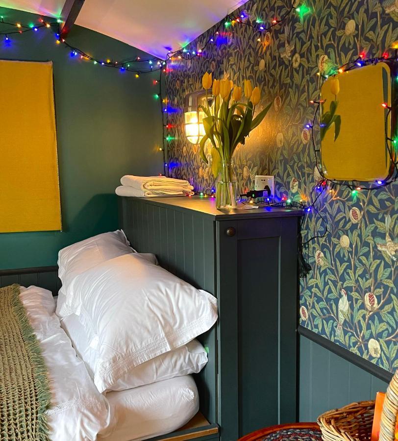 Old King William Shepherd Huts And Private Hot Tubs In North Norfolk Hunworth Zewnętrze zdjęcie