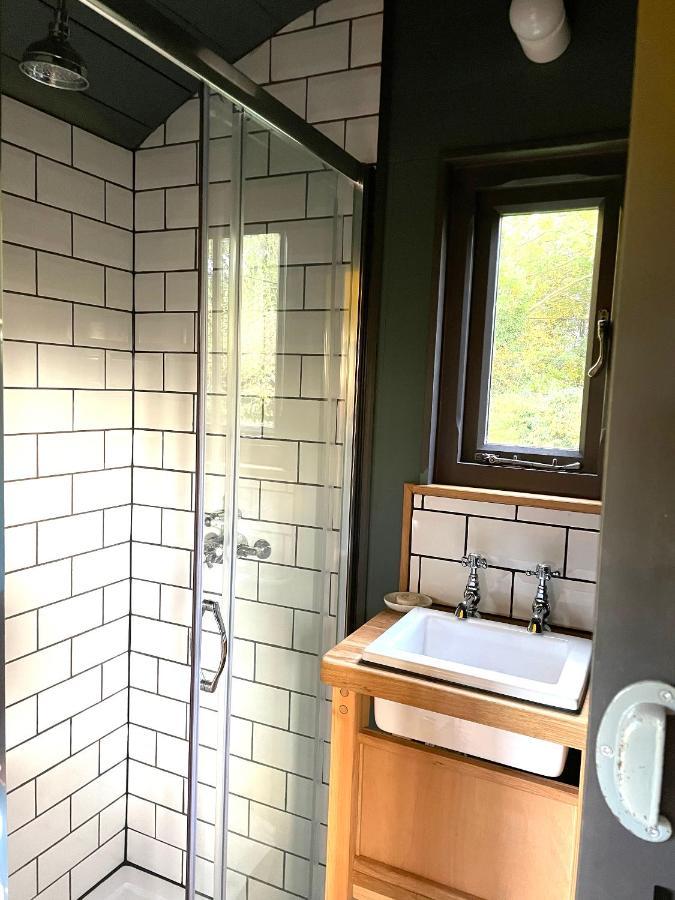 Old King William Shepherd Huts And Private Hot Tubs In North Norfolk Hunworth Zewnętrze zdjęcie