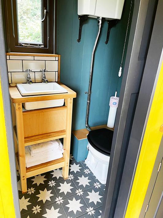 Old King William Shepherd Huts And Private Hot Tubs In North Norfolk Hunworth Zewnętrze zdjęcie