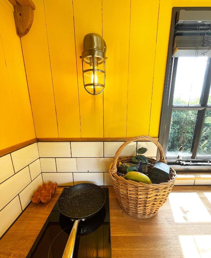 Old King William Shepherd Huts And Private Hot Tubs In North Norfolk Hunworth Zewnętrze zdjęcie
